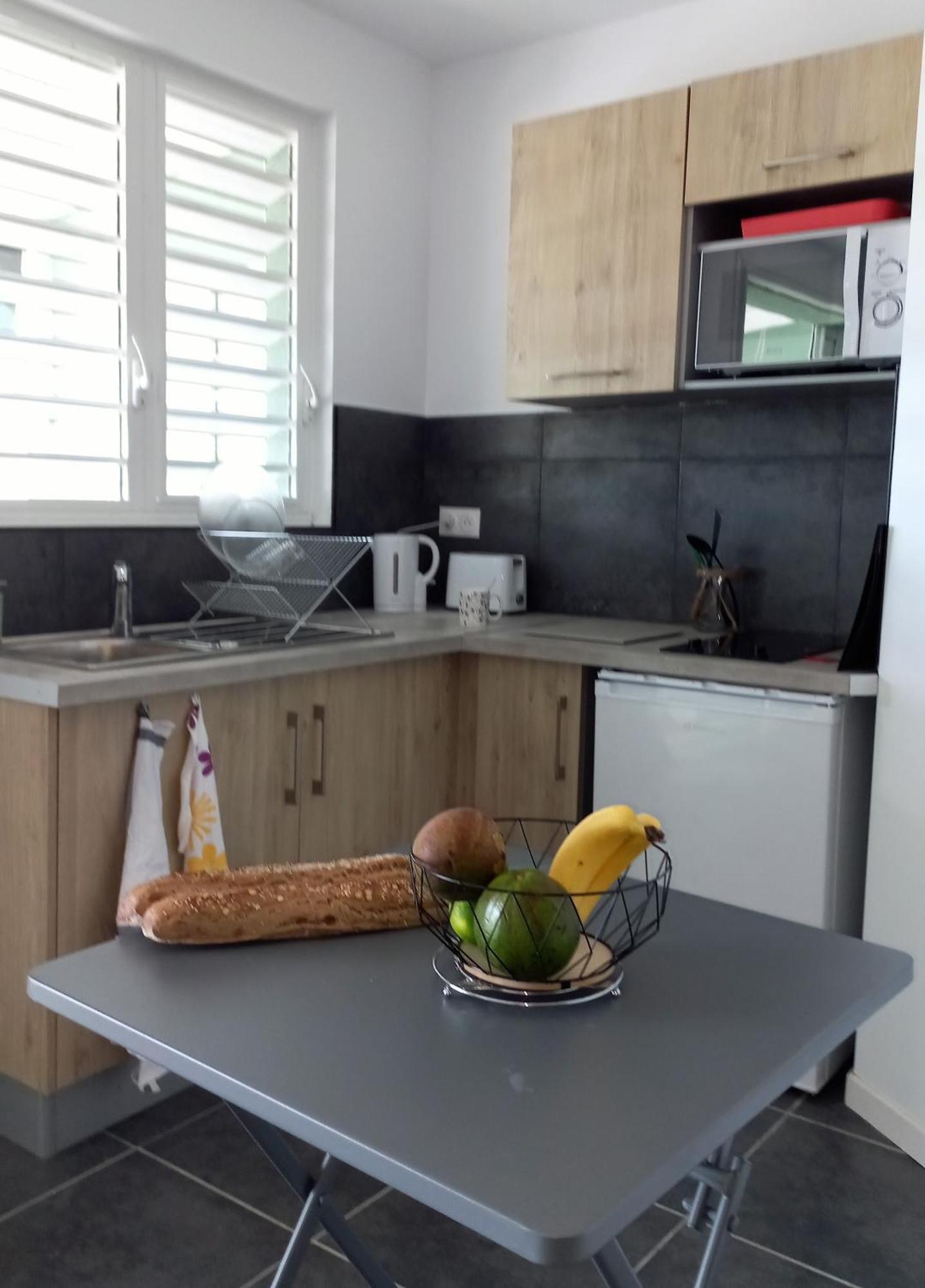 Logements Vue Mer Acces Piscine En Guadeloupe Bouillante Extérieur photo