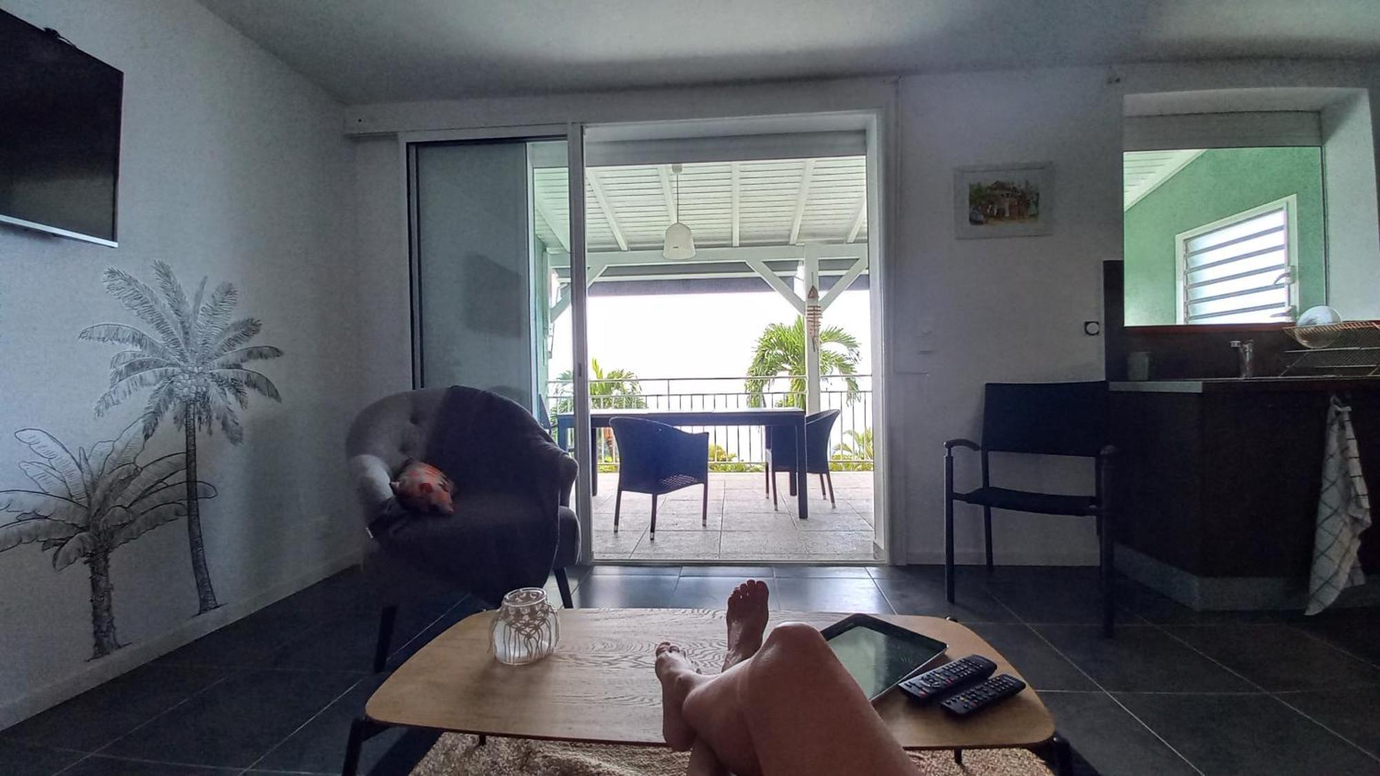Logements Vue Mer Acces Piscine En Guadeloupe Bouillante Extérieur photo