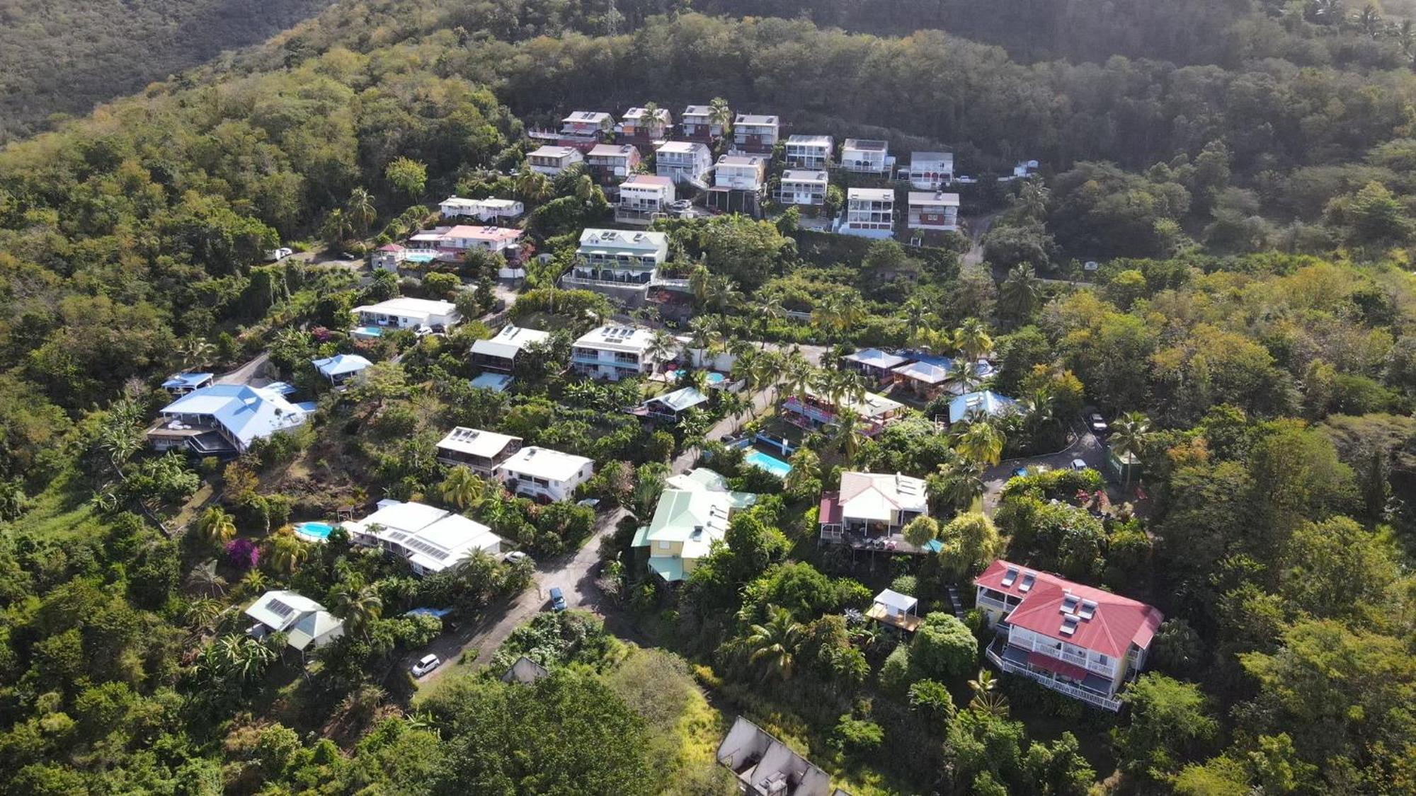 Logements Vue Mer Acces Piscine En Guadeloupe Bouillante Extérieur photo