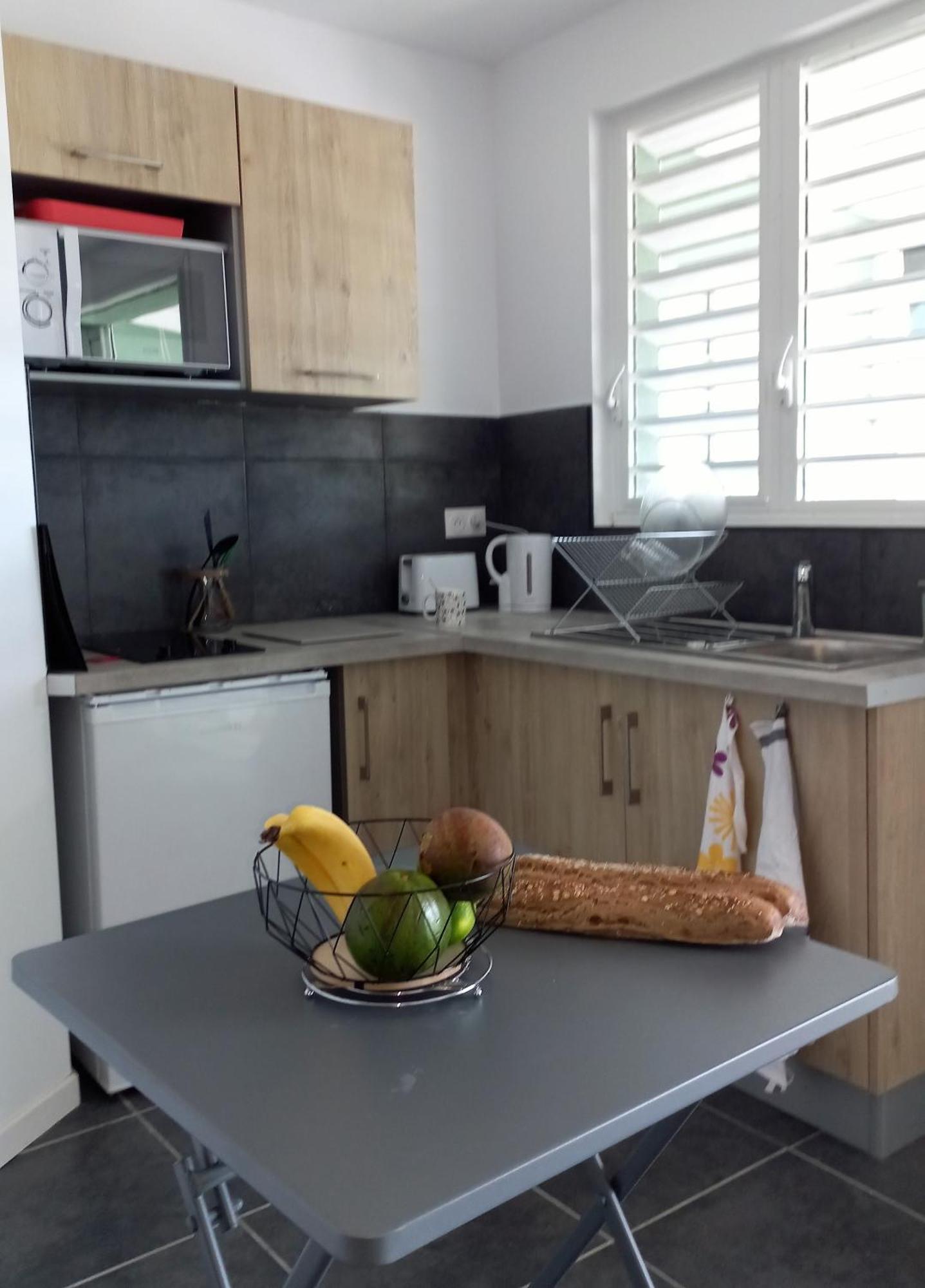 Logements Vue Mer Acces Piscine En Guadeloupe Bouillante Extérieur photo